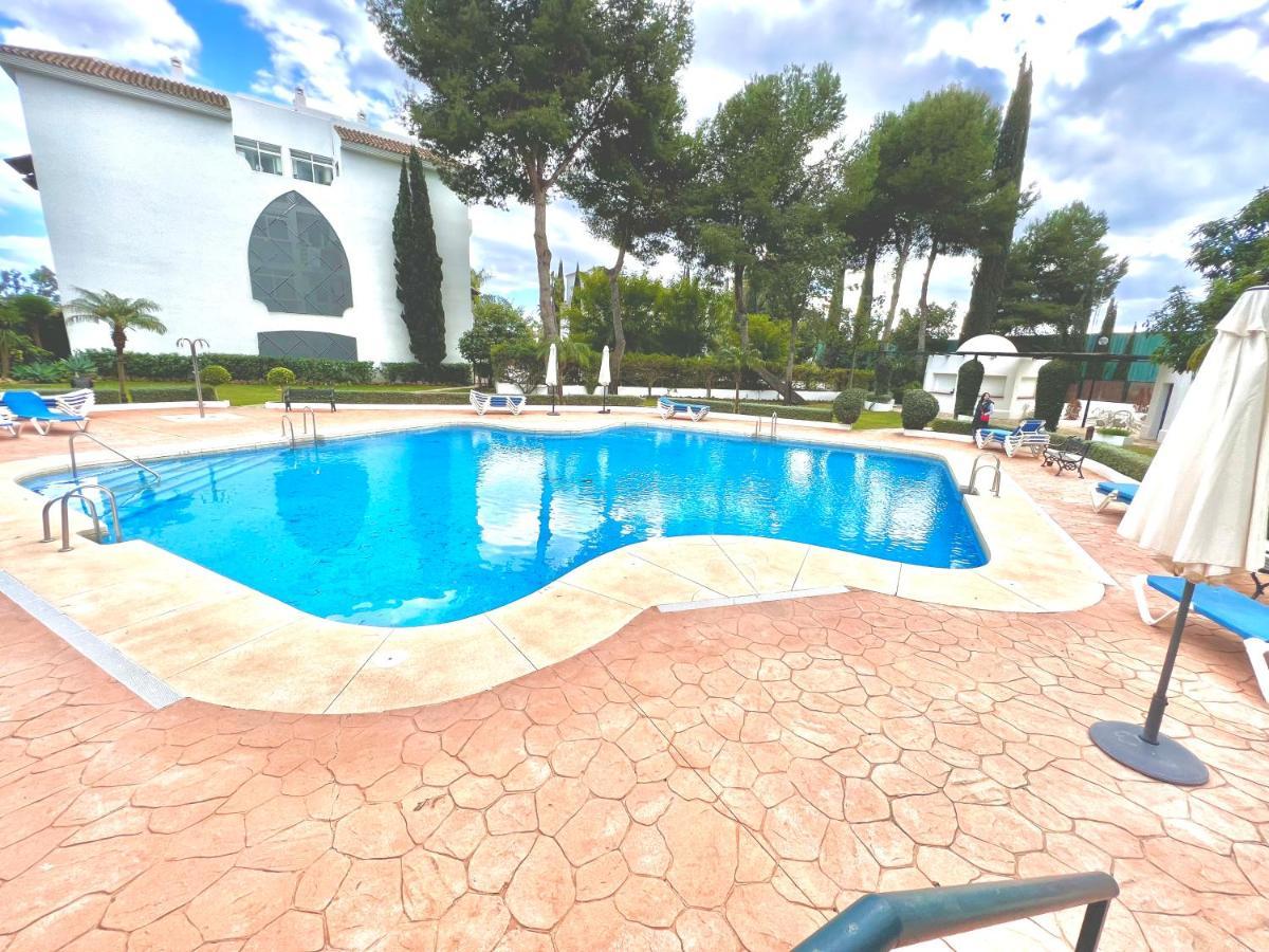 Apartment Albatros In Puerto Banus 150 Meters From The Beach Marbella Exterior photo